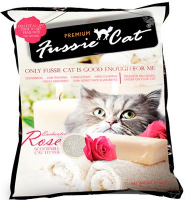 Наполнитель Fussie Cat комкующийся Роза для кошек