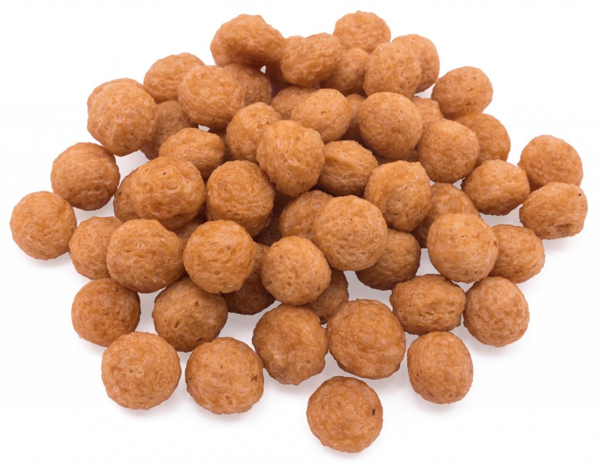 Лакомство Titbit Золотая коллекция Шарики с сыром для собак 95 г 2