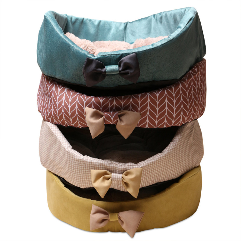 Лежанка Lion Амбре для животных 55*44*15